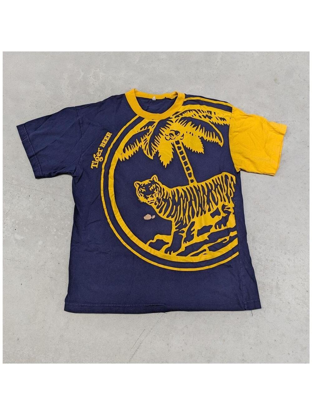 Vintage 90s Tiger Beer jumbo print promo t-shirt